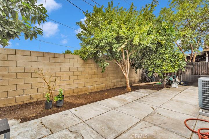 1050 Orangewood Street, Colton, California 92324