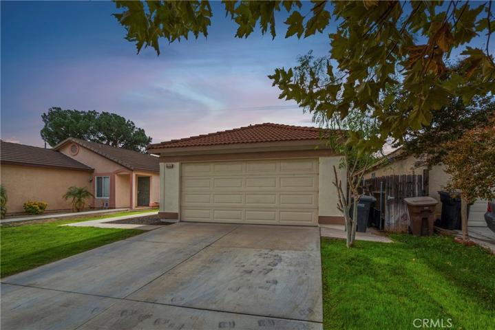1050 Orangewood Street, Colton, California 92324