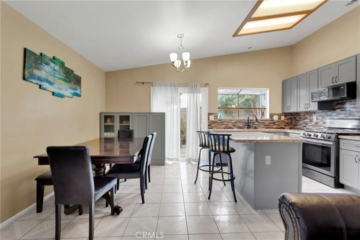 1050 Orangewood Street, Colton, California 92324