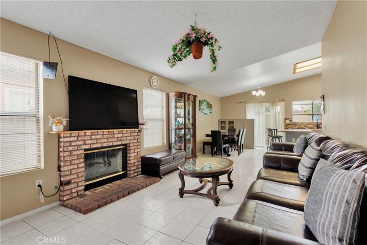 1050 Orangewood Street, Colton, California 92324