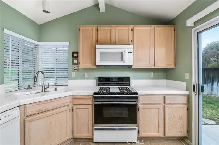 31015 Calle Aragon, Temecula, California 92592