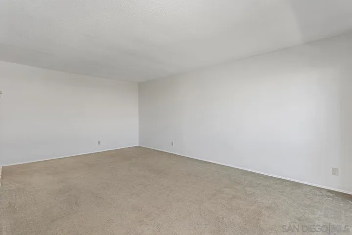 2308 Altisma Way 219, Carlsbad, California 92009