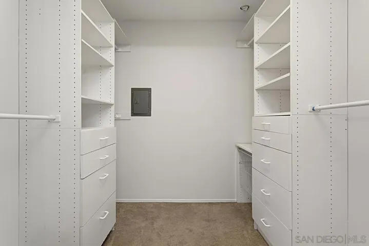 2308 Altisma Way 219, Carlsbad, California 92009