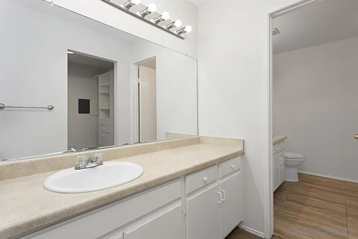 2308 Altisma Way 219, Carlsbad, California 92009