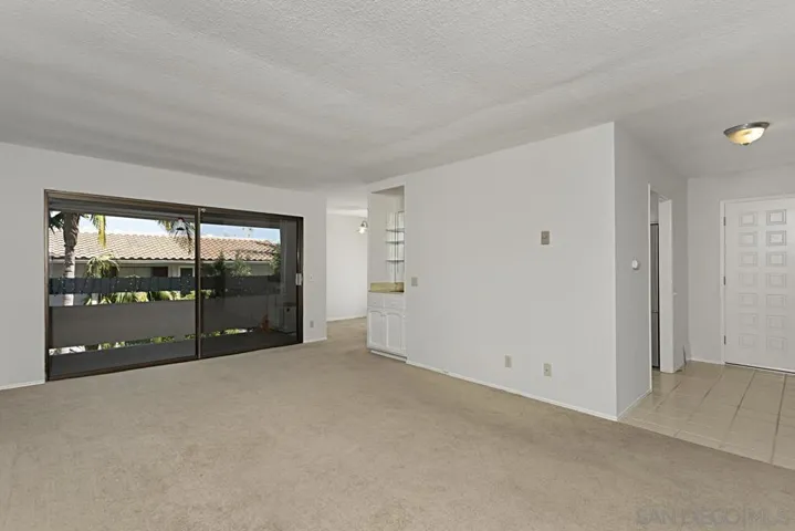 2308 Altisma Way 219, Carlsbad, California 92009