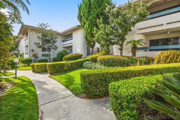 2308 Altisma Way 219, Carlsbad, California 92009