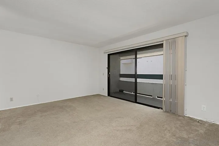 2308 Altisma Way 219, Carlsbad, California 92009
