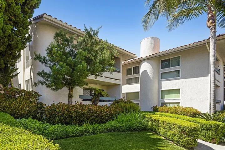 2308 Altisma Way 219, Carlsbad, California 92009