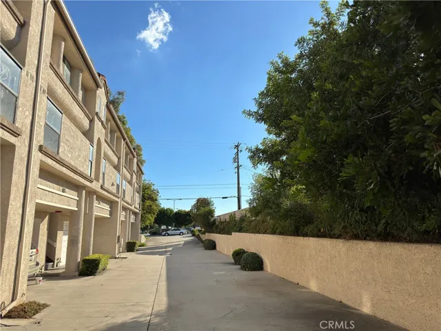 653 Fairview Avenue Unit 4, Arcadia, California 91007