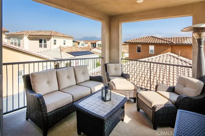 Covered balcony off of bonus room