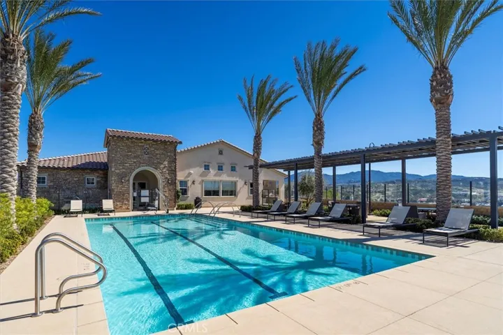 27111 Yearling Lane, Saugus, California 91350