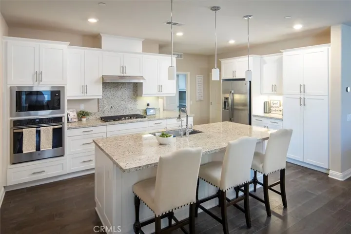 27111 Yearling Lane, Saugus, California 91350
