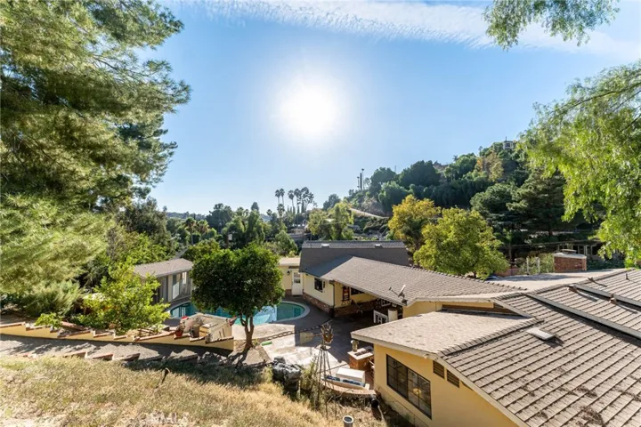 9994 Wornom Avenue, Shadow Hills, California 91040