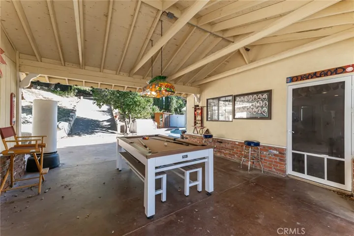 9994 Wornom Avenue, Shadow Hills, California 91040