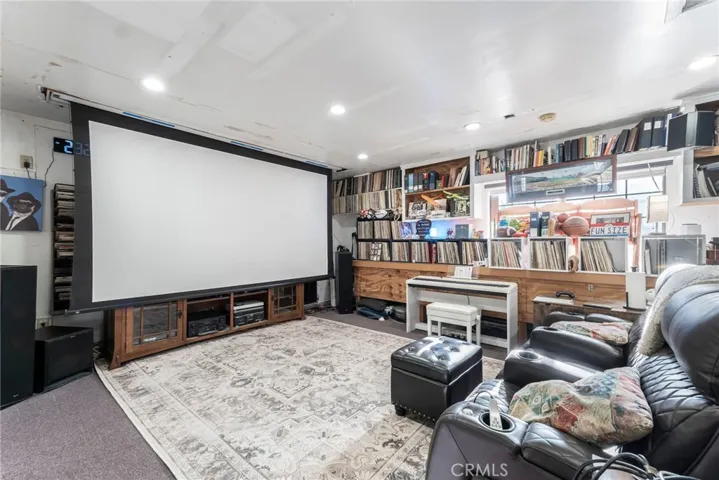 9994 Wornom Avenue, Shadow Hills, California 91040