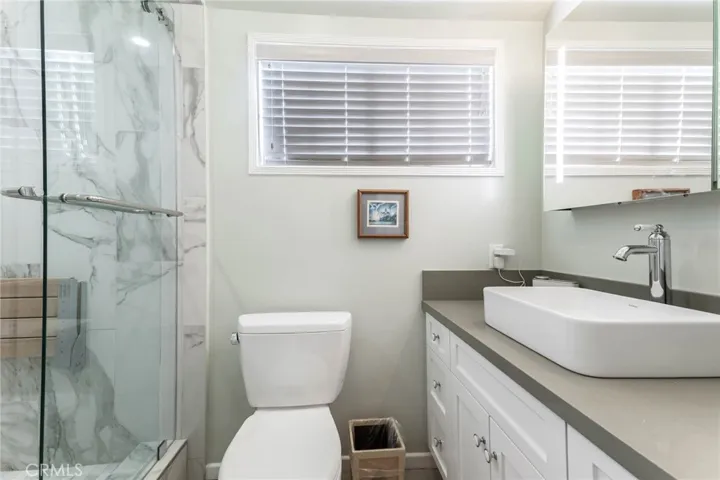 9994 Wornom Avenue, Shadow Hills, California 91040