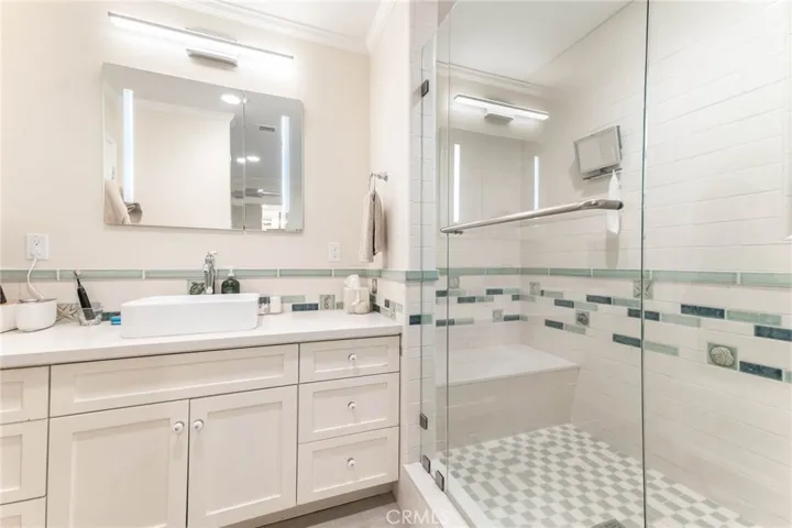 9994 Wornom Avenue, Shadow Hills, California 91040