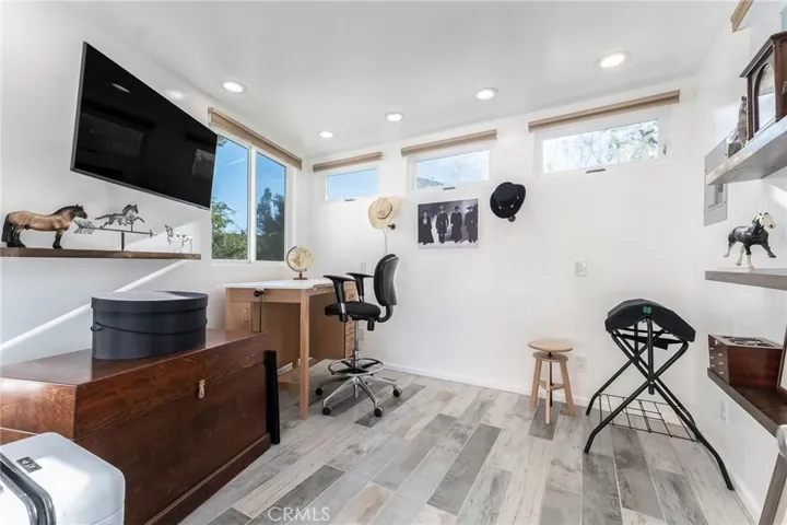 9994 Wornom Avenue, Shadow Hills, California 91040