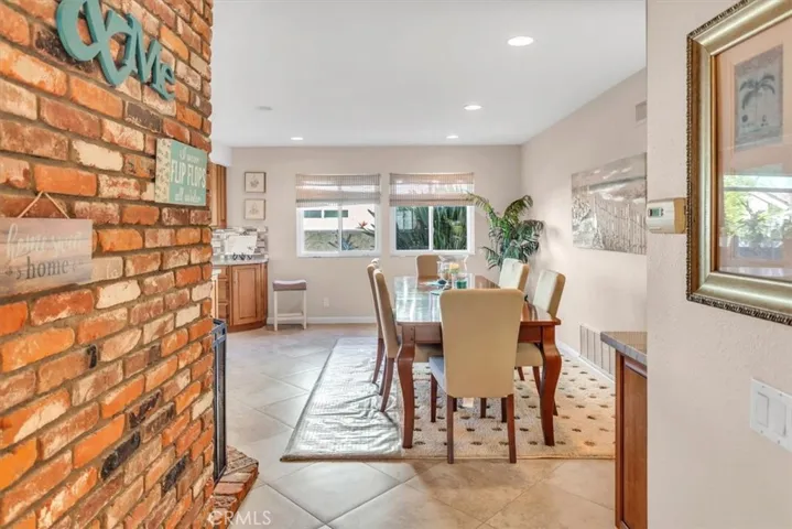 369 Avenida Margarita, Anaheim Hills, California 92807