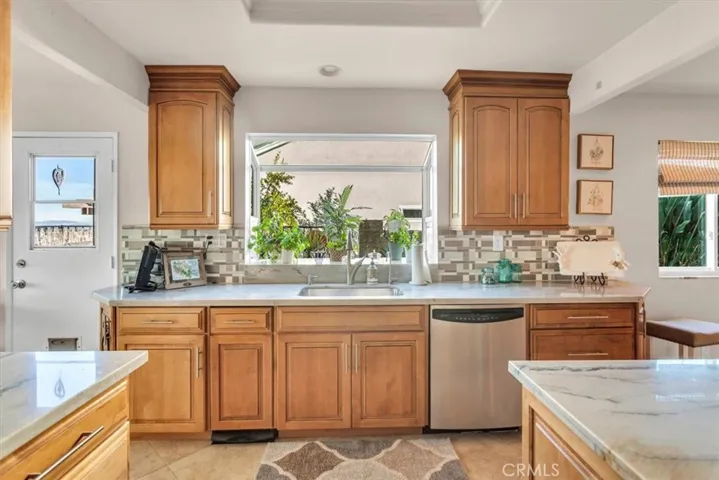 369 Avenida Margarita, Anaheim Hills, California 92807
