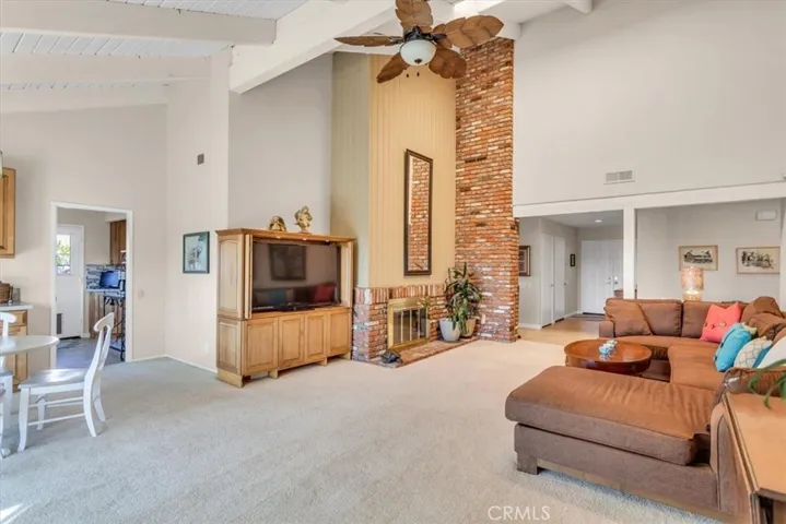 369 Avenida Margarita, Anaheim Hills, California 92807