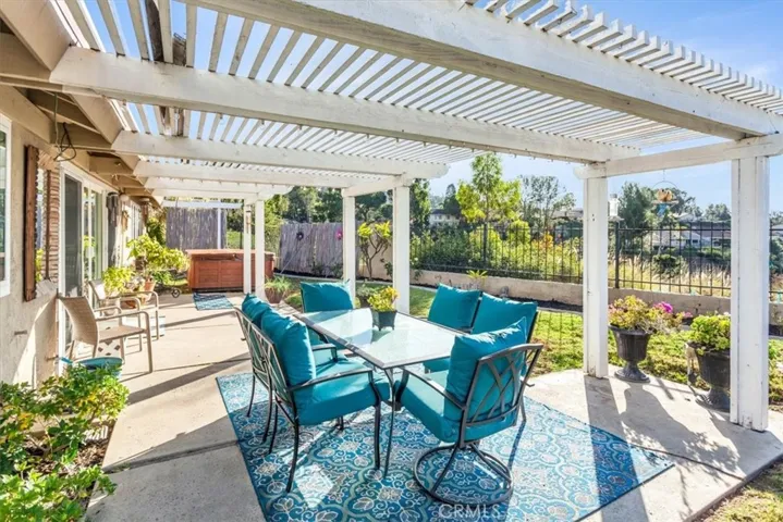 369 Avenida Margarita, Anaheim Hills, California 92807