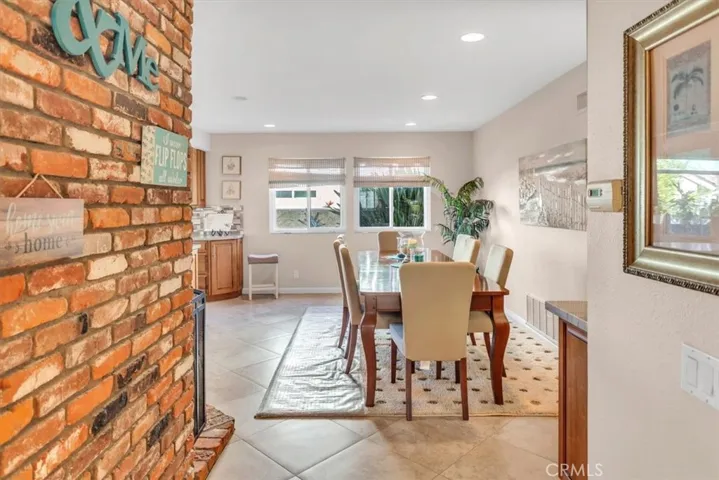 369 Avenida Margarita, Anaheim Hills, California 92807