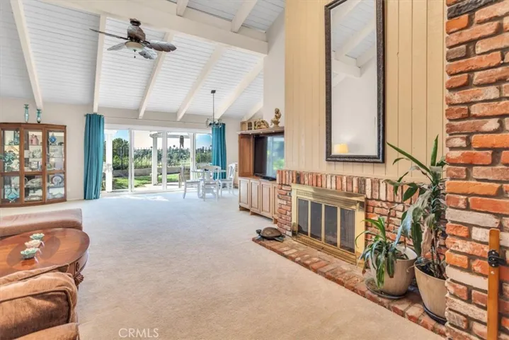 369 Avenida Margarita, Anaheim Hills, California 92807