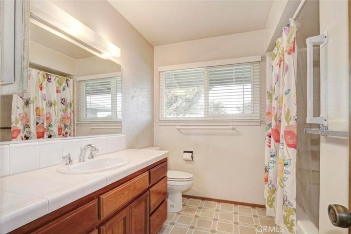 1365 Keri Lane, Chico, California 95926