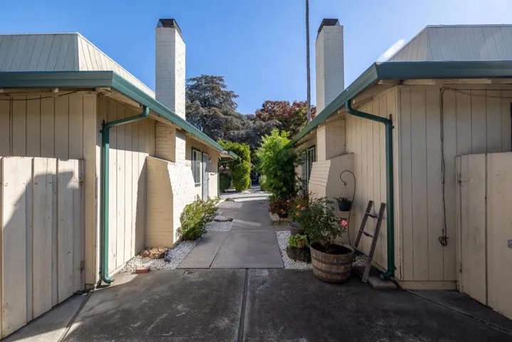 1429 Essex Way, San Jose, California 95117