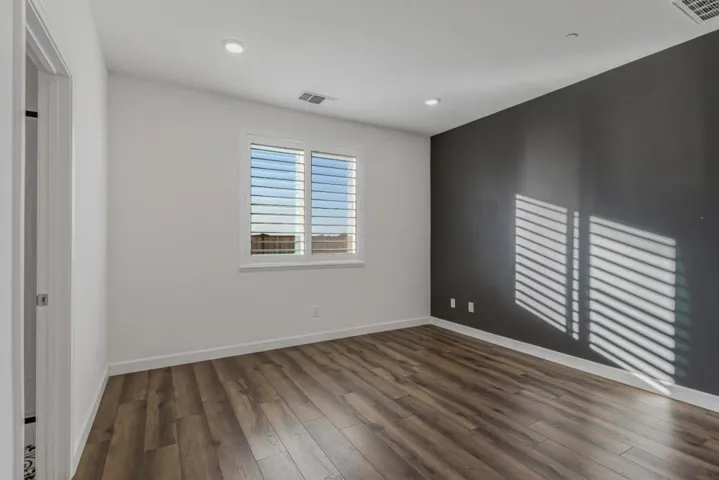 2740 Grayson Street, Hollister, California 95023