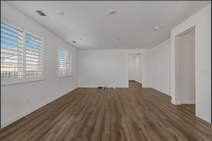2740 Grayson Street, Hollister, California 95023
