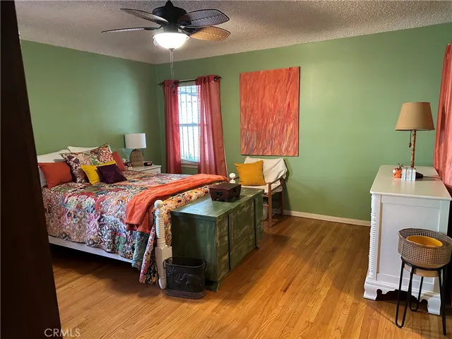 3930 Roxton Avenue, Los Angeles, California 90008
