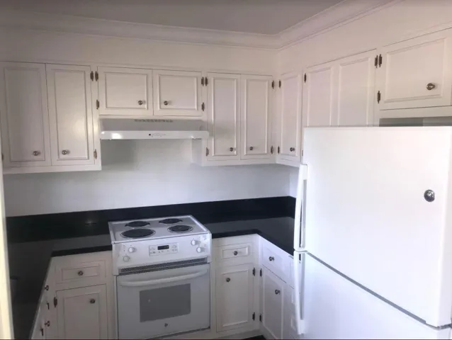 955 Palm, San Mateo, California 94401