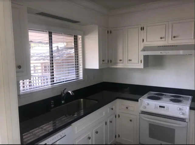 955 Palm, San Mateo, California 94401