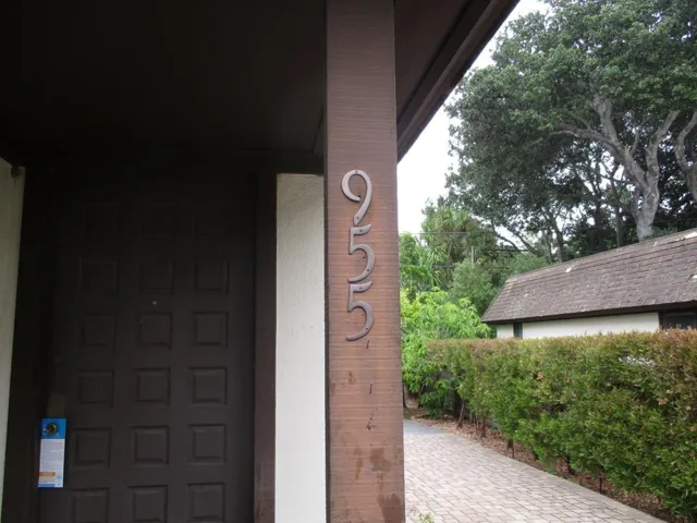955 Palm, San Mateo, California 94401