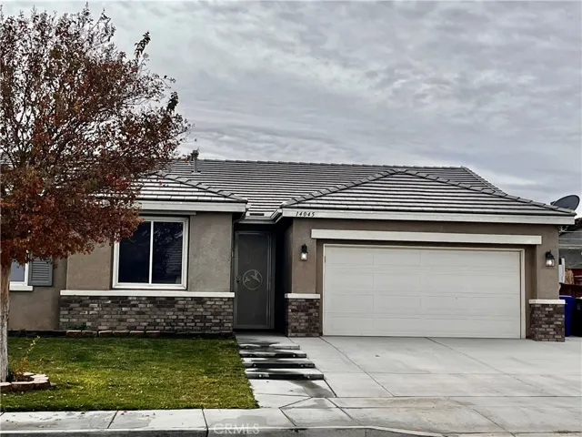 14045 Snowbird Lane, Victorville, California 92394
