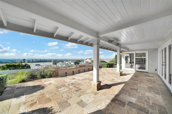 59 Cambria Drive, Corona Del Mar, California 92625