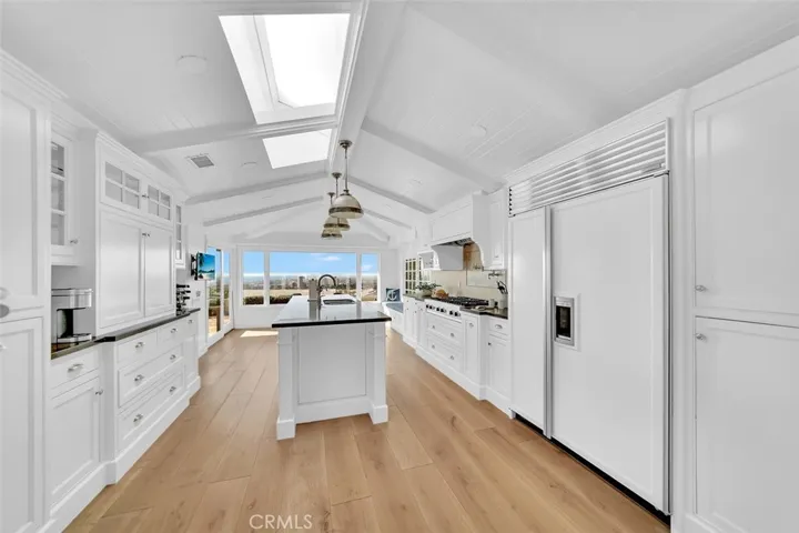 59 Cambria Drive, Corona Del Mar, California 92625