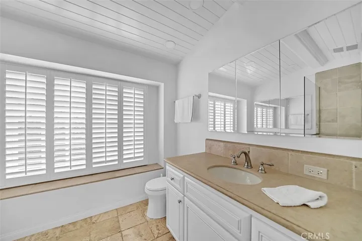 59 Cambria Drive, Corona Del Mar, California 92625