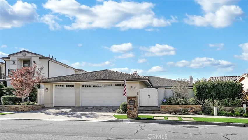 59 Cambria Drive, Corona Del Mar, California 92625