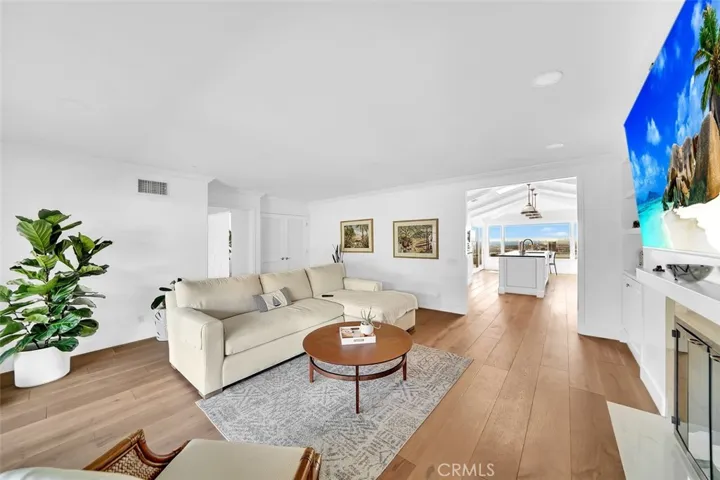 59 Cambria Drive, Corona Del Mar, California 92625