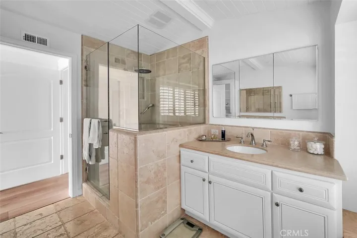59 Cambria Drive, Corona Del Mar, California 92625