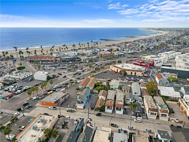 211 20th Street, Newport Beach, California 92663