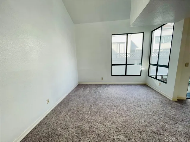 16857 San Fernando Mission Boulevard 36, Granada Hills, California 91344