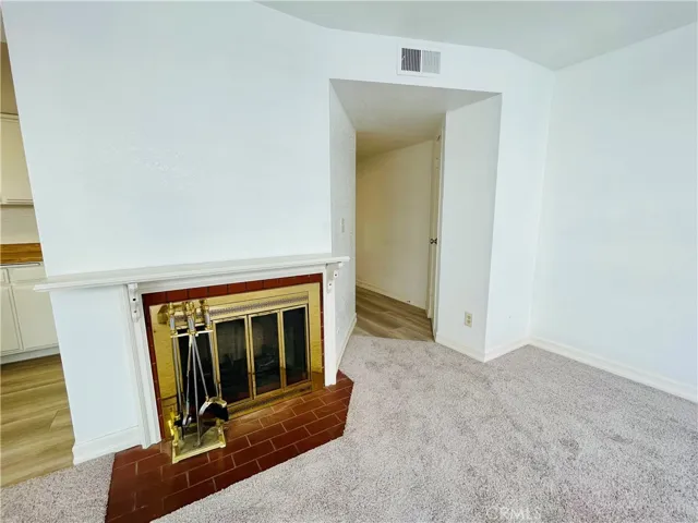 16857 San Fernando Mission Boulevard 36, Granada Hills, California 91344