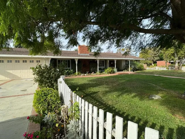 20242 Foix Place, Chatsworth, California 91311