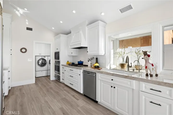 1505 Sandcastle Drive, Corona Del Mar, California 92625