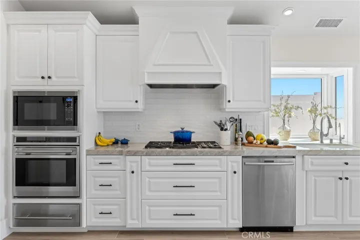 1505 Sandcastle Drive, Corona Del Mar, California 92625