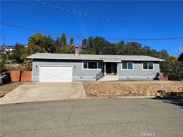 WELCOME to 6 Parkwood Drive!